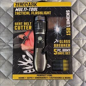Multi-Tool Tactical Flashlight - Black